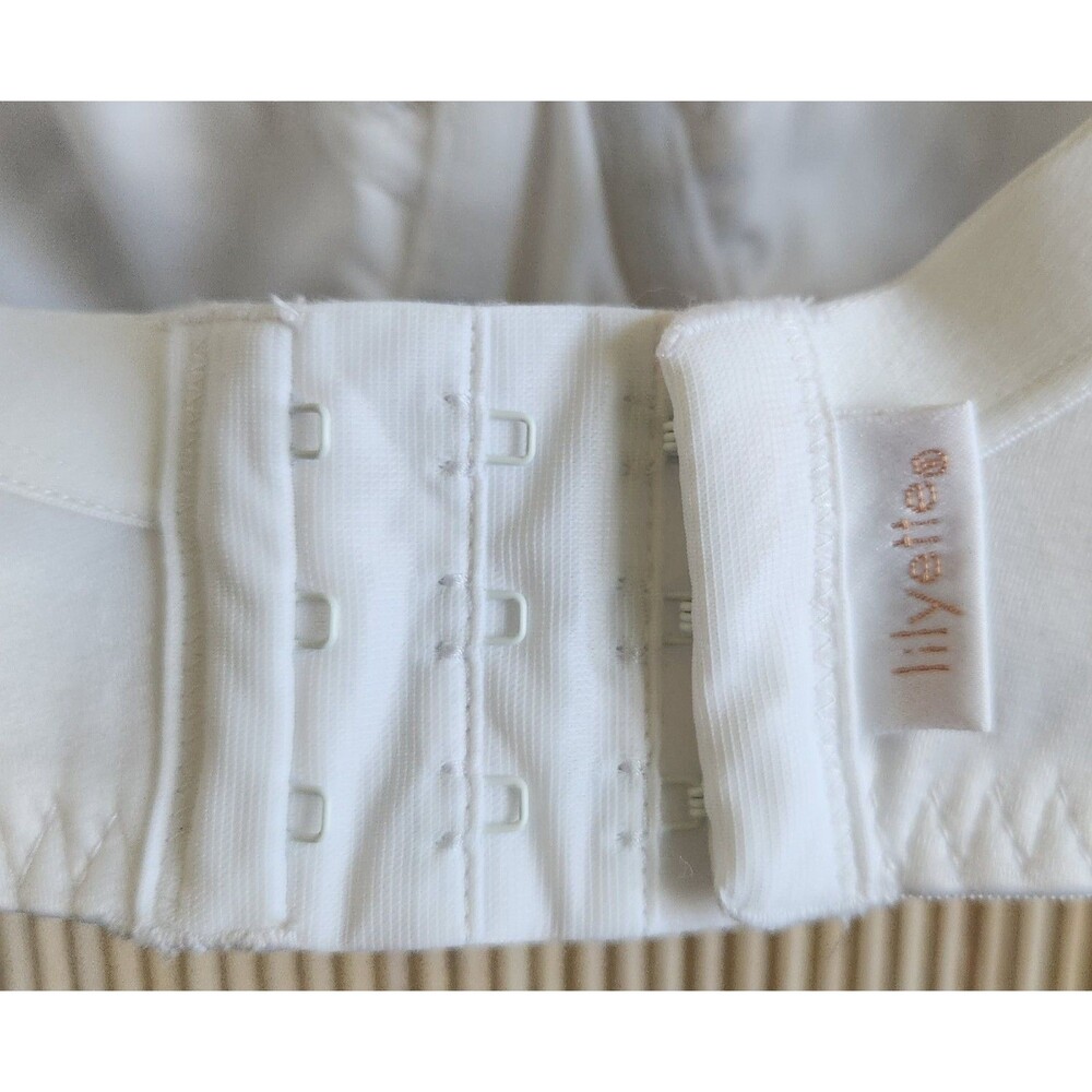 Lilyette Minimizer Bra 40DD White Style 0428 Signature Shaping Underwire NWT - Picture 5 of 10